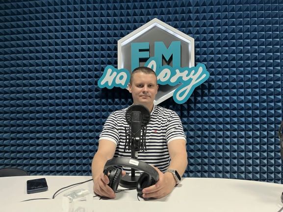 Заведующий отделением урологии Сергей Тихоненко в эфире радио "FM-на-Дону"